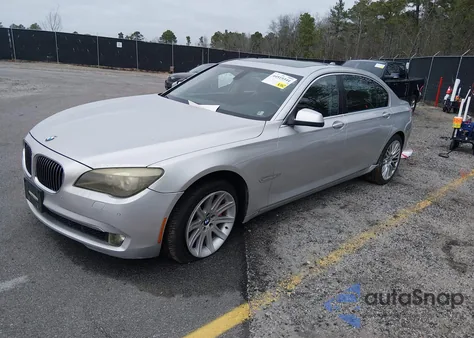2011 BMW 750Li xDrive z USA, uszkodzony, nr VIN WBAKC8C5XBC431773